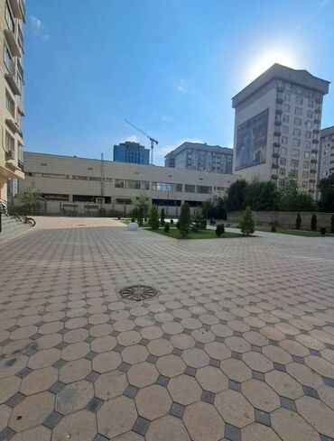 кв в бишкеке в аренду: 2 бөлмө, 76 кв. м, Элитка, 11 кабат, Евроремонт