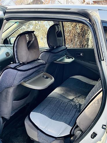 Nissan: Nissan Almera Tino: 2001 г., 1.8 л, Механика, Бензин — 8