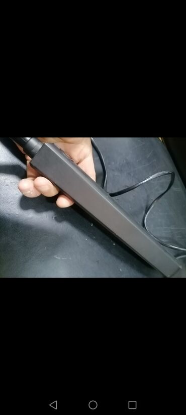 Ostali aparati za ličnu negu: Pegla za kosu Remington 58 w ispravna dobra 
 Mirjevo — 4