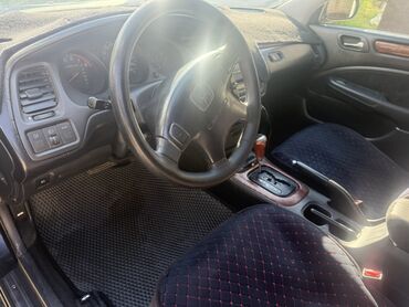 внедорожник мерседес: Honda Accord: 2003 г., 2 л, Автомат, Газ