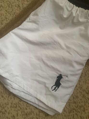 Şalvarlar: Hamısı birlikdə 20 mnt. Təmizdilər, cırığı söküyü yoxdu 4 şalvar, bir — 12