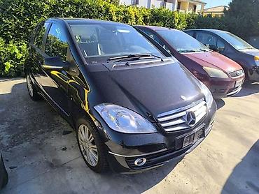 mopar akumulatori: MERCEDES BENZ A 180 2010. GOD. - KOMPLETAN AUTO U DELOVIMA | — 2
