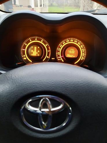 Toyota: Toyota Corolla: 2007 г., 1.6 л, Механика, Бензин, Седан — 4