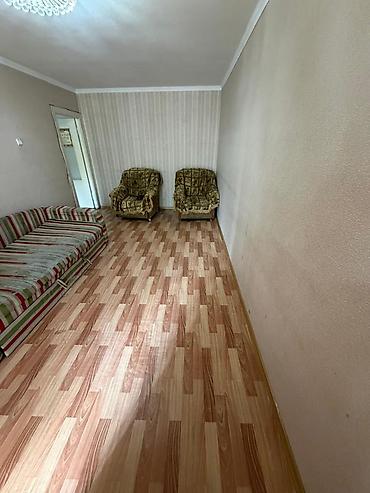 7 1: 1 комната, 32 м², 5 мкр 104 серия, 2 этаж, Косметический ремонт — 2