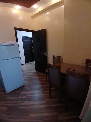 Uzunmüddətli kirayə mənzillər: Xirdalanda 2 otaqli menzil kiraye verilir. Menzil 4/2 ci mertebesinde — 9