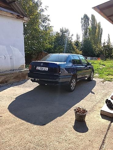 Volkswagen: Volkswagen Vento: 1998 г., Механика, Бензин, Седан — 2