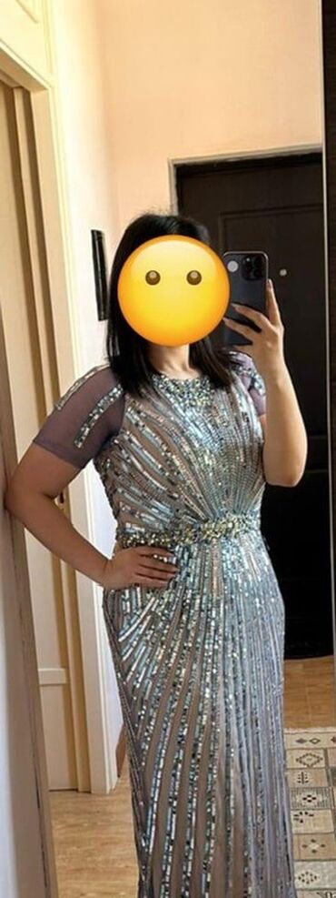 Ziyafət donları: Qadın ziyafət geyimləri paketi – 4 model 1) Gümüşü parıltılı ziyafət — 6