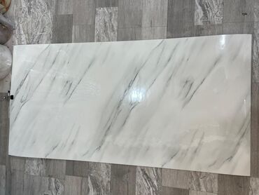 Mərmər effektli PVC panellər: Mərmər effekti verən PVC divar panelləri. 1.Arxasi izolesiyalidi nəm — 20