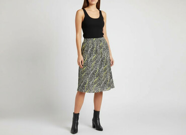 spódnice do czarnych rajstop: Women`s skirt, size S