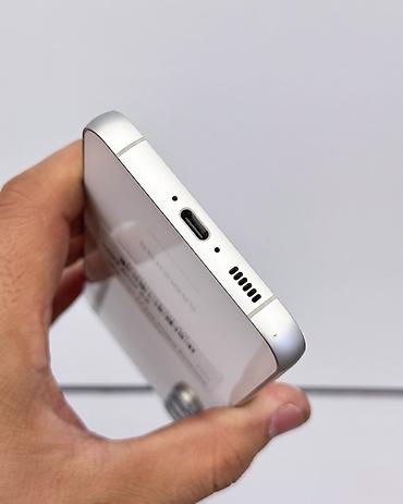 samsung tab s8 ultra: Samsung Galaxy S23 FE, Б/у, 256 ГБ, цвет - Белый, В рассрочку, 1 SIM, eSIM — 2