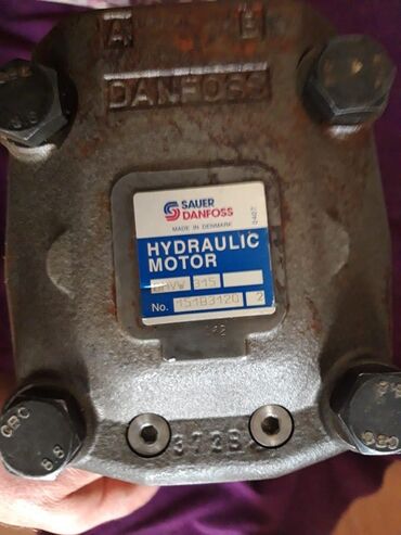 Radiatorlar: Sauer Danfoss markalı, Danimarkada istehsal edilmiş hidravlik