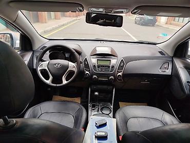 Hyundai: Hyundai ix35: 2.4 l | 2011 il Krossover — 9