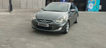 сиденье в машину: Hyundai Solaris: 2011 г., 1.6 л, Автомат, Бензин, Седан