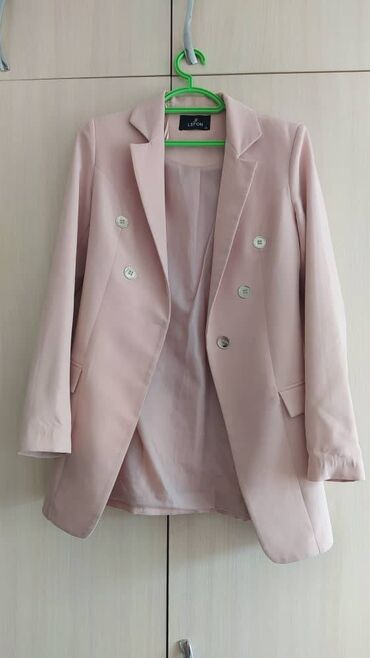 розовый пиджак: Пиджак удлиненный женский, розовый. рост 160 см. размер с/м