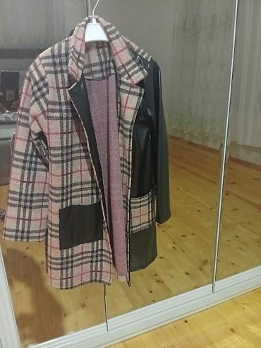 perforasiyalı kişi ayaqqabıları: Qadın palto – qarışıq material dizaynı - Model: Dizaynı kombinə — 2