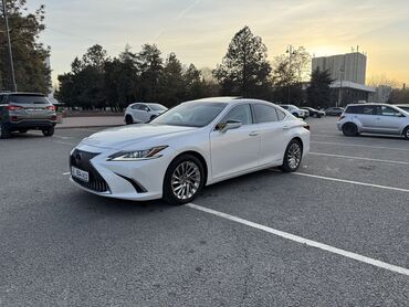 Lexus: Lexus ES: 2020 г., 2.5 л, Вариатор, Гибрид, Седан