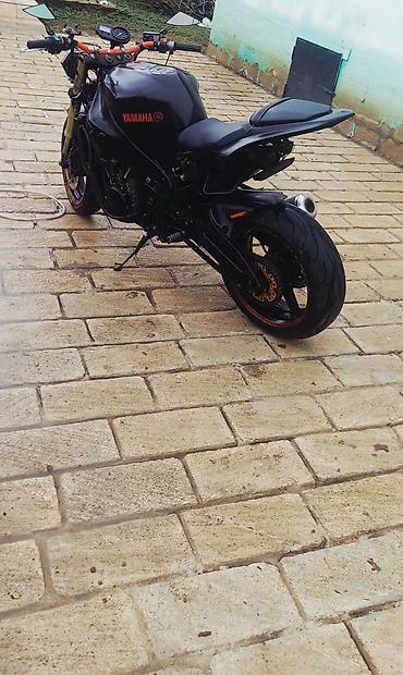 teker aparat: Yamaha — 3