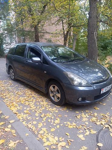 Toyota WISH: 2004 г., 1.8 л, Автомат, Бензин, Минивэн
