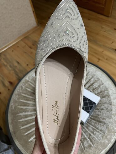 zamuş ayaqqabılar: Baletkalar, Ölçü: 39, rəng - Bej, Yeni lalafo.az -da zamuş ayaqqabılar: Baletkalar, Ölçü: 39, rəng - Bej, Yeni