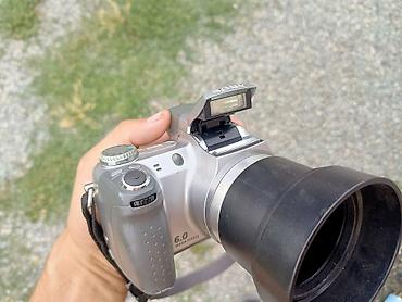 sony kamera: Цифровой фотоаппарат Sony (серия Cyber-shot, с видоискателем и экраном — 7