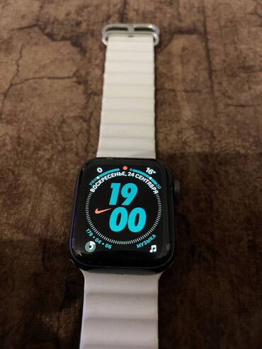 для часов: Apple Watch 5 SE 40mm Aluminium Case Black Продаю Apple Watch 5 SE at lalafo.kg для часов: Apple Watch 5 SE 40mm Aluminium Case Black Продаю Apple Watch 5 SE