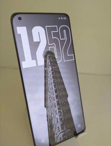 mi box s: Xiaomi Mi 11, 256 ГБ, цвет - Серый, 
 Сенсорный, Отпечаток пальца, Беспроводная зарядка
