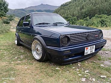 lexus 2008: Volkswagen Golf: 1988 г., 1.8 л, Механика, Бензин, Хэтчбэк — 5
