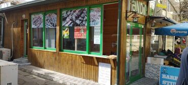 Restoran, kafelər: 90 kv hər şəraiti olan kafe icarəyə verilir, Təndilri var, üstündə — 5