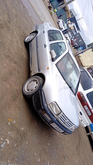 Volkswagen: Volkswagen Vento: 1993 г., Кол менен иштөөчү, Бензин, Седан — 2
