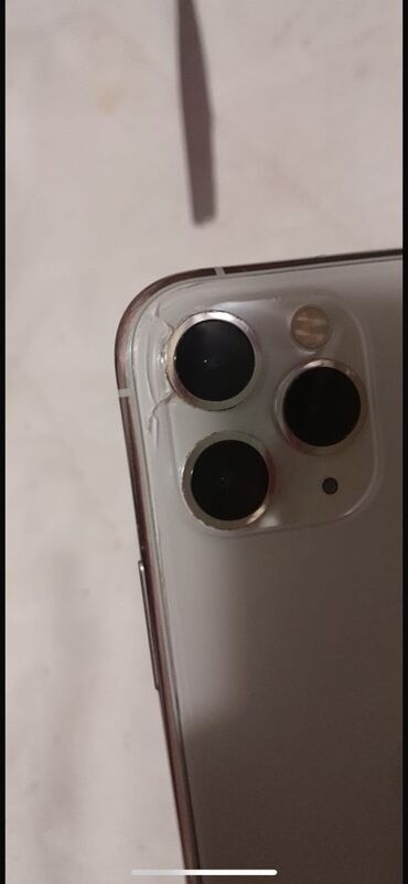 Apple iPhone: IPhone 11 Pro, 64 GB, Gümüşü, Face ID — 3