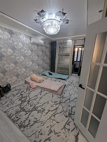 4 комнаты, 80 м², Дордой Плаза ТРЦ 105 серия, 8 этаж, Евроремонт