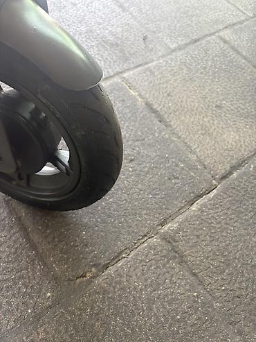 scooter elektrikli ucuz: Xiomi 4 lait karopqası var adapdırı bitaz xərci var sürət 25 km 25 — 5