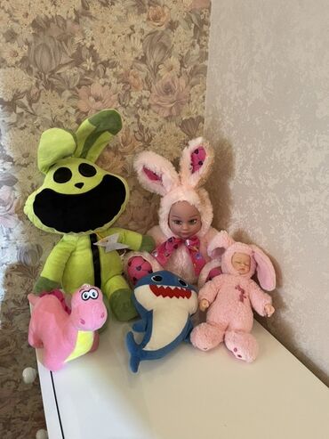 Oyuncaqlar: Uşaq oyuncaqları dəsti Tərkib: - Böyük yumşaq dovşan oyuncağı: ağ -da lalafo.az — 16 Oyuncaqlar: Uşaq oyuncaqları dəsti Tərkib: - Böyük yumşaq dovşan oyuncağı: ağ — 16