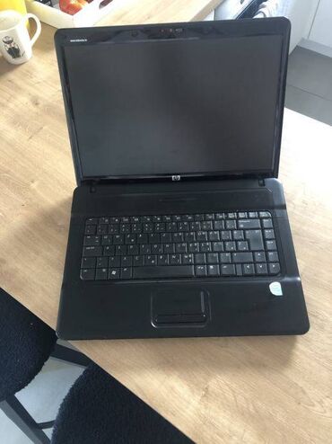 nexus notebook: İşlənmiş HP 15.4 ", Intel Pentium, 256 GB