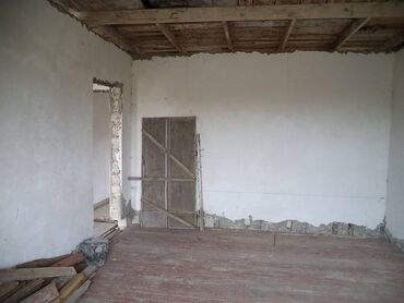 Həyət evləri və villaların satışı: Binə 3 otaqlı, 110 kv. m, Kredit var, Orta təmir — 28