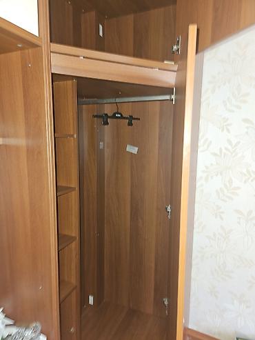 куханый стенка: Стенка-шкаф, Тип стенки-шкафа: Модульная, Для зала, Б/у, Особенности: С отделением под телевизор — 4