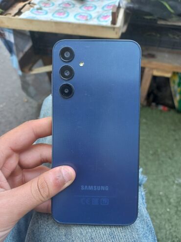 Samsung: Samsung Galaxy A25