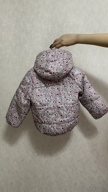 пуховик на девочку: Весенняя/осенняя курточка для девочек 2-3 года H&M Одевали пару