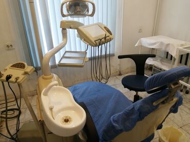 stomatoloji rentgen aparati qiymeti: İtaliya-Türkiyə istehsalidir. Kompressorla birlikdə satılır. Qiymət -