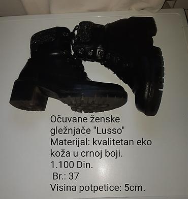 teget gležnjače: Ženske crne gležnjače, veličina 37. - Model sa pertlama i bočnim — 1