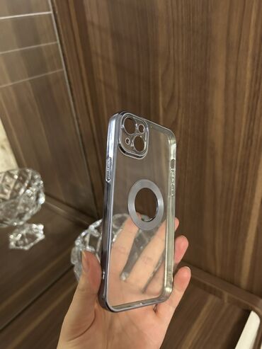 Kabrolar: Şəffaf, zərbəyə davamlı telefon qıfı. Telefonunuzu cızıqlardan və
