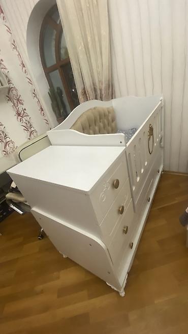 Колыбели: Uşaq beşiyi – kombinə olunmuş model - Rəng: ağ, qızılı dekor detallar — 2