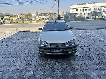 rover 827: Toyota Avensis: 2001 г., 1.8 л, Автомат, Бензин, Лифтбек — 2