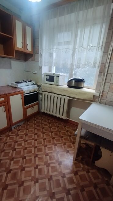 Продажа квартир: 3 комнаты, 85 м², 2 этаж — 6