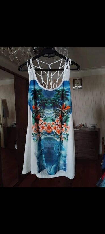 CD, DVD disklər və kassetlər: 1-i,1,azn. M,38,(R) İşlənmiş. 20,ədəddən,aşağı,mal,satılmiır — 12