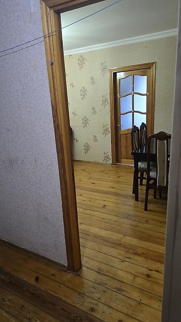 bakıda kiraye ev: Qara Qarayev metrosunun yaxınlığında 2 otaqlı evi AİLƏYƏ, və yaxud — 3