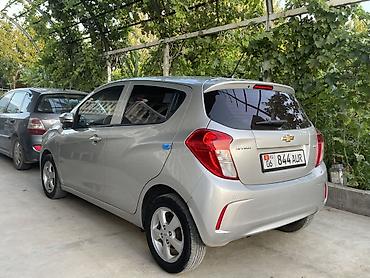 crv 2: Chevrolet Spark: 2017 г., 1 л, Автомат, Бензин, Хэтчбэк — 3