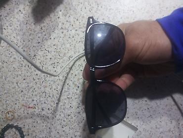 brend gun eynəkləri: Unisex gün eynəyi - Klassik wayfarer tərzində çərçivə - Parlaq qara — 1