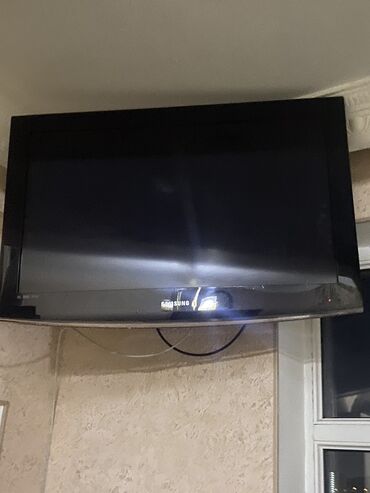 televizorların təmiri: İşlənmiş Televizor Samsung 43" HD (1366x768), Ünvandan götürmə, Ödənişli çatdırılma