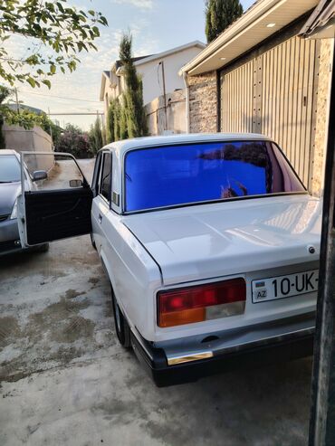 VAZ (LADA): VAZ (LADA) 2107: 1.6 l | 2007 il 12356 km Sedan — 5